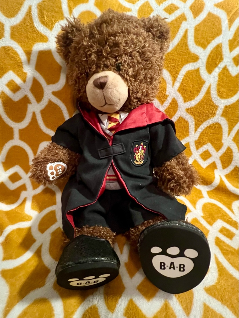 Build-A-Bear Workshop Harry Potter Gryffindor Plush Teddy w/ Robe Outfit
